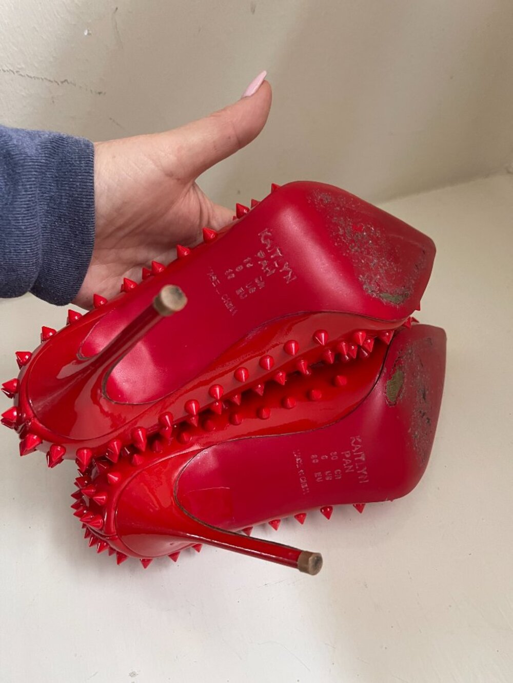 Spike Heels Red sole bottom Spike Red Pattend Heels - Picture 7 of 7
